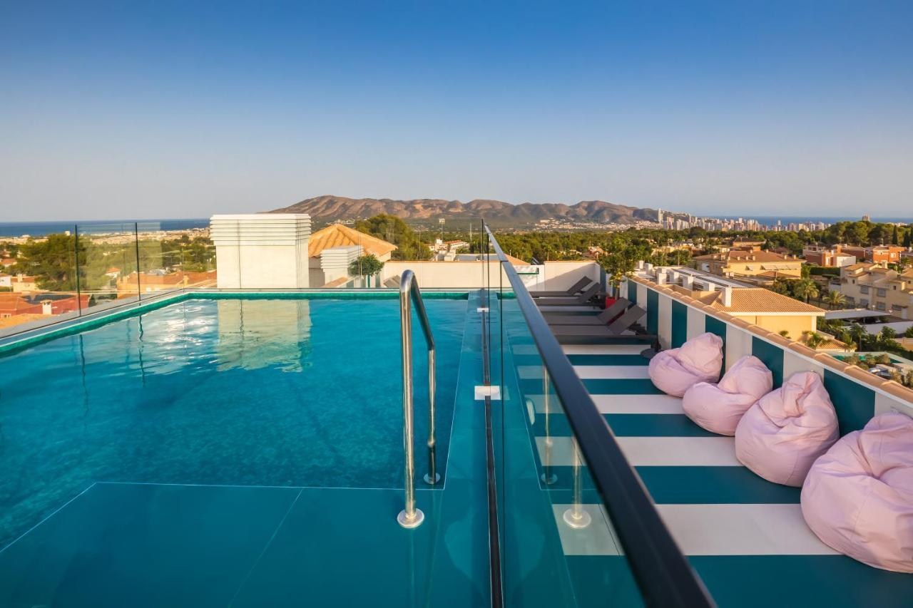 Barcelo La Nucia Palms 호텔 외부 사진 Rooftop pool at the hotel