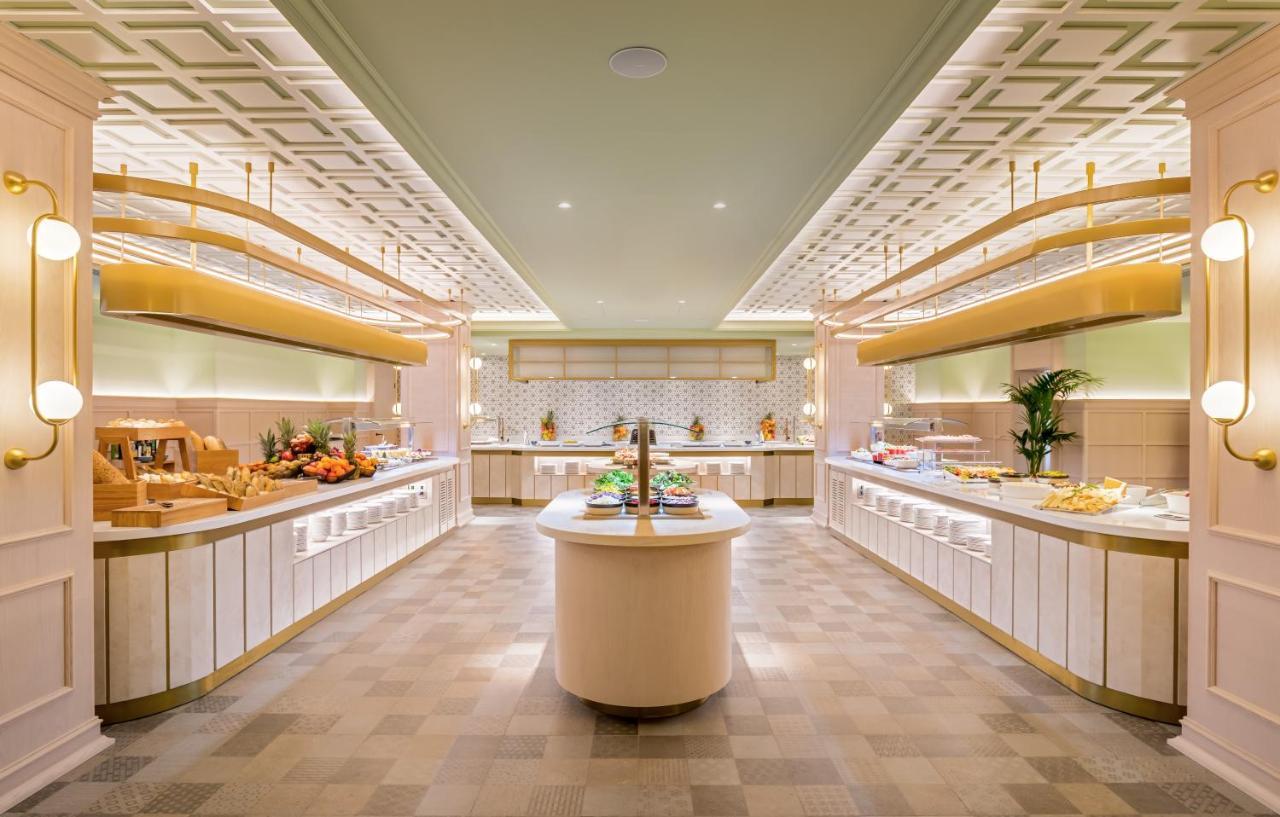 Barcelo La Nucia Palms 호텔 외부 사진 The buffet at the lounge